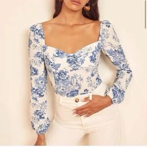 NWT Reformation Floral Blue and White Women's reign Top